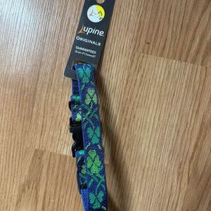 NWT adjustable  LUPINE dog  COLLAR Lucky  pattern